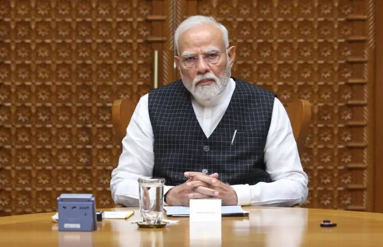 मोदी